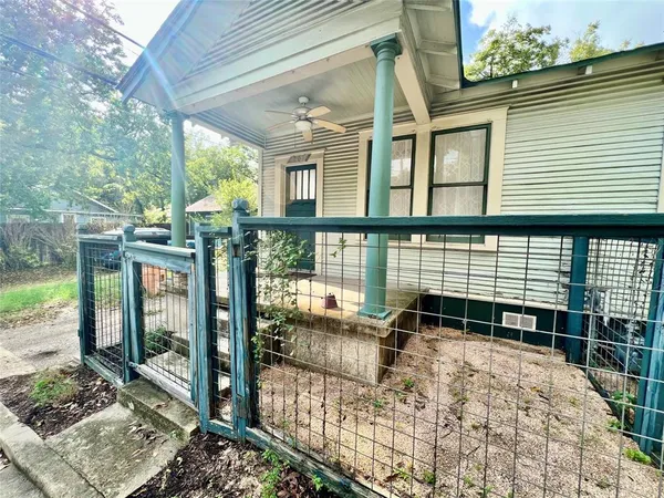 $1,600 | 207 West 45th Street, Unit A, Austin, TX 78751