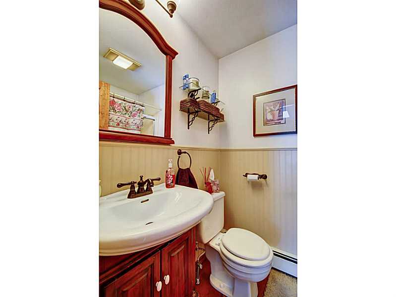 14 Paupock Run Westerly, RI 02891 - Photo 15 of 25 Bathroom.