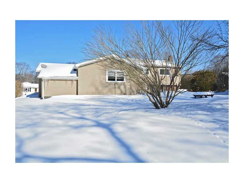 14 Paupock Run Westerly, RI 02891 - Photo 3 of 25 Exterior Back.