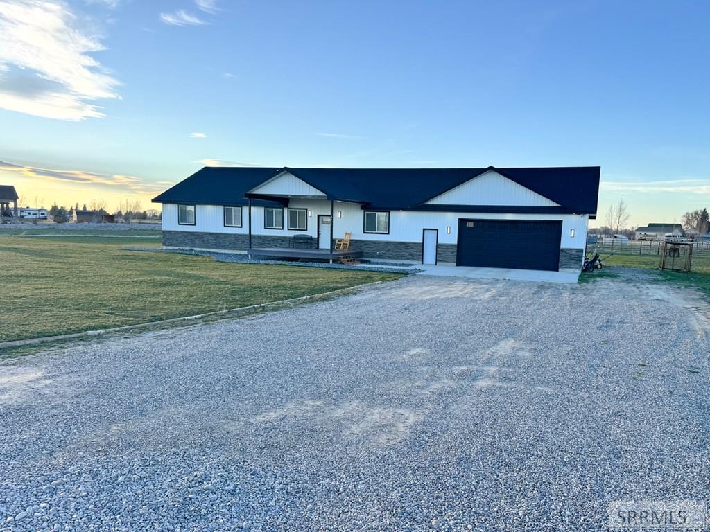 4377 East 278 North Rigby, ID 83442 - Photo 3 of 38