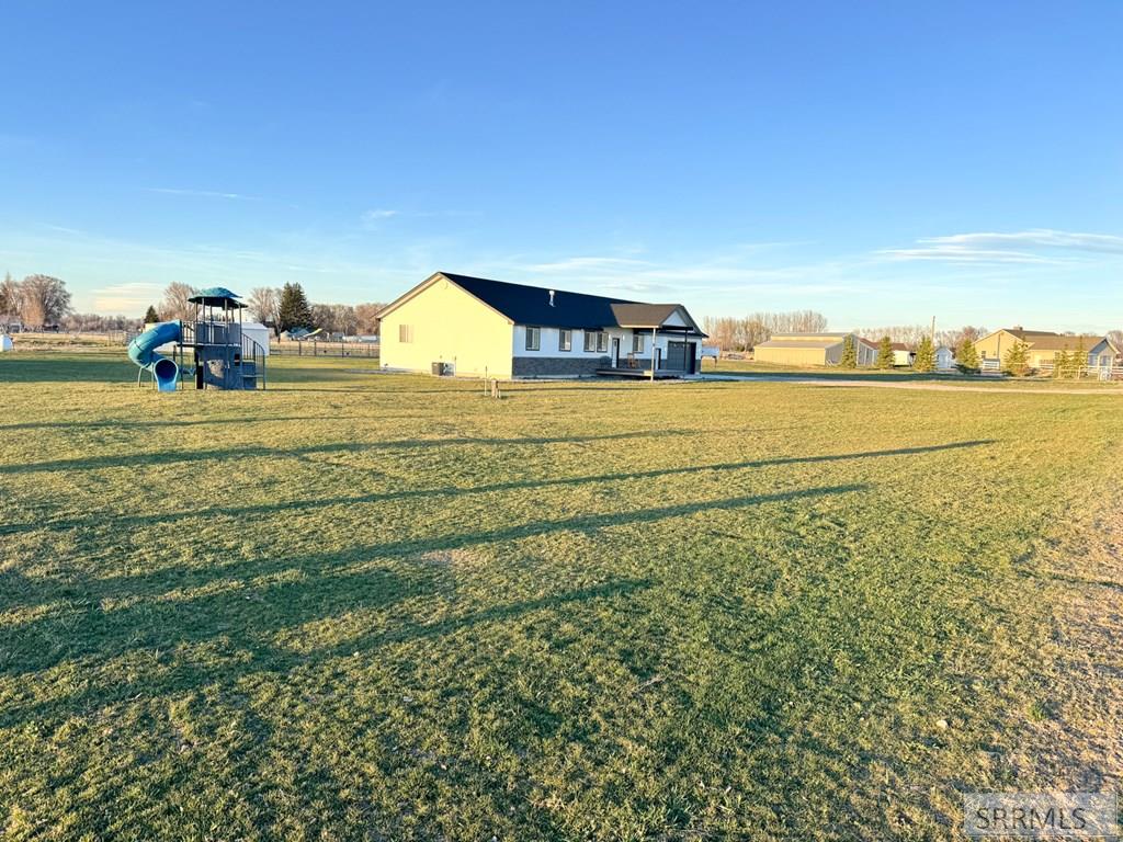 4377 East 278 North Rigby, ID 83442 - Photo 4 of 38