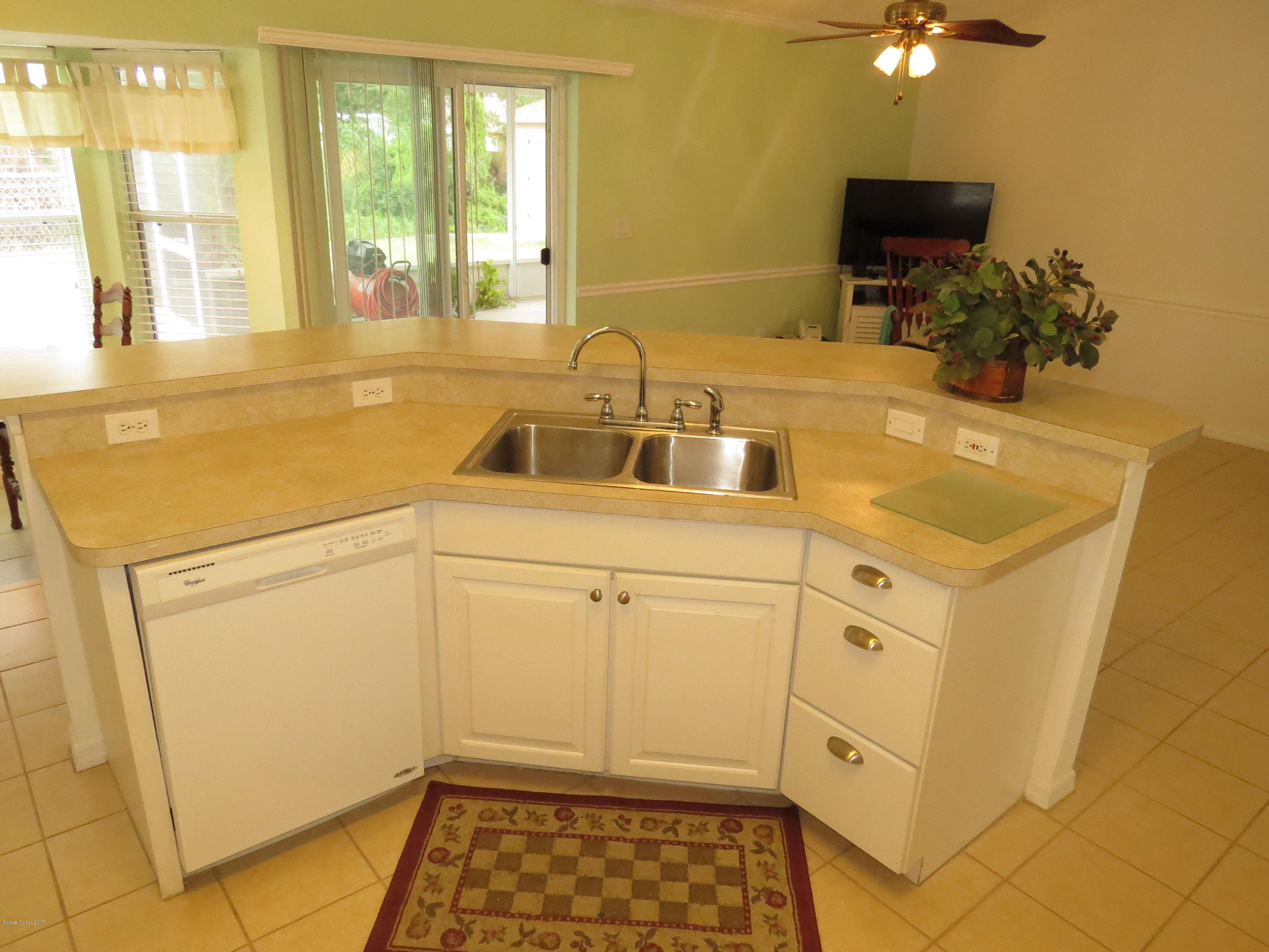 6313 Hudson Road Cocoa, FL 32927 - Photo 8 of 23 IMG_2197