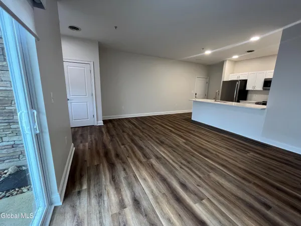 $2,517 | 60 Weibel Avenue, Unit 2FL101, Saratoga Springs, NY 12866