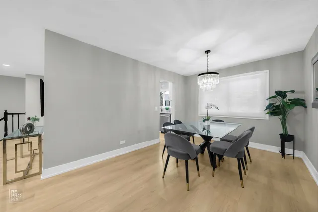 $429,900 | 158 Hastings Mill Road, Streamwood, IL 60107