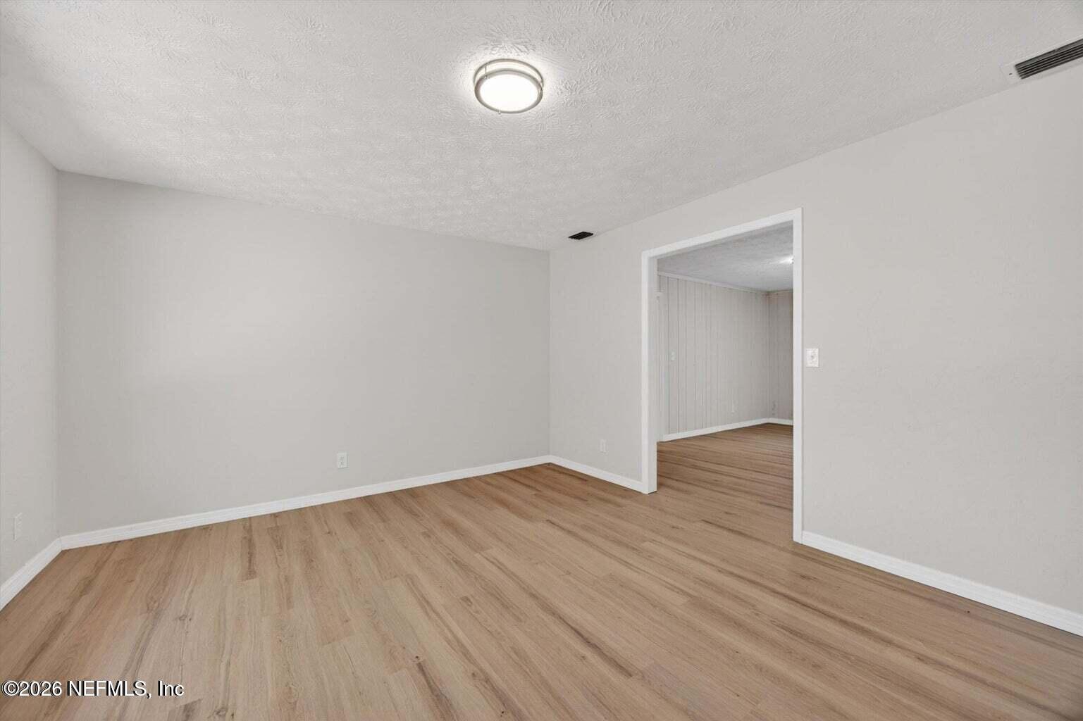 6894 Ridge Street Keystone Heights, FL 32656 - Photo 5 of 40 20260507215516942031000000-o
