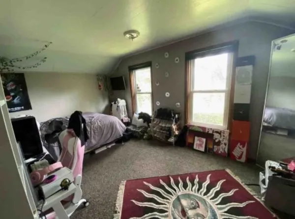 $575,000 | 1025 Oneida Street, Menasha, WI 54952