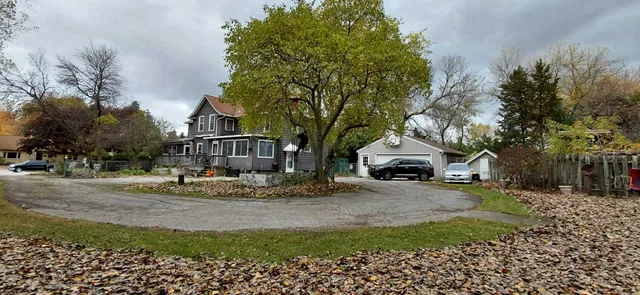 $575,000 | 1025 Oneida Street, Menasha, WI 54952