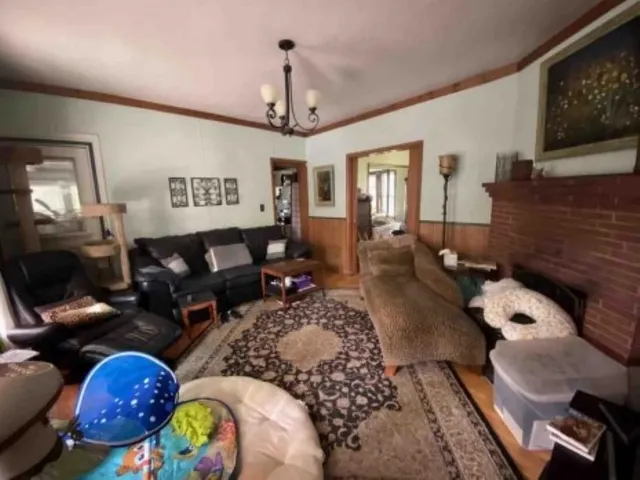 $575,000 | 1025 Oneida Street, Menasha, WI 54952