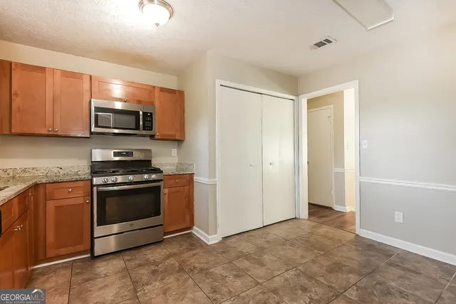 $2,070 | 3668 Willow Wood Way Northwest, Lawrenceville, GA 30044