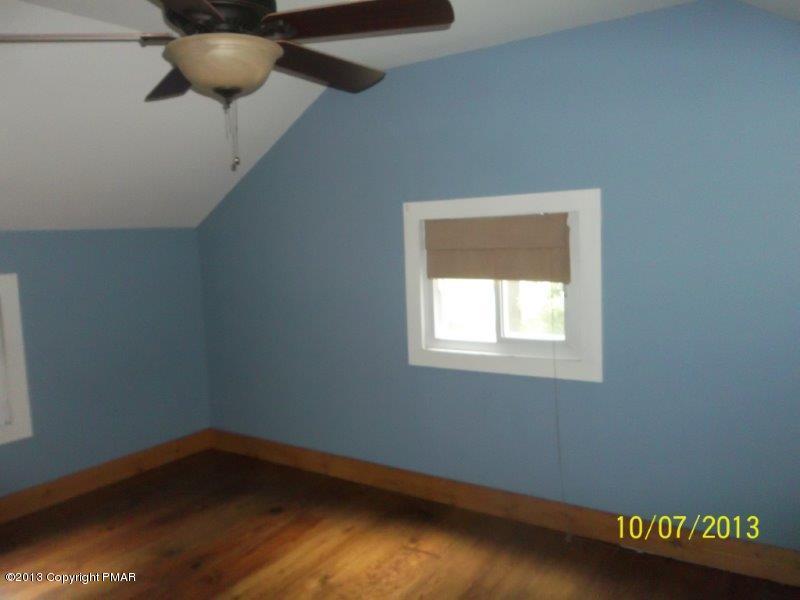 130 Donaldson Road Cresco, PA 18326 - Photo 14 of 20 a small space with a window