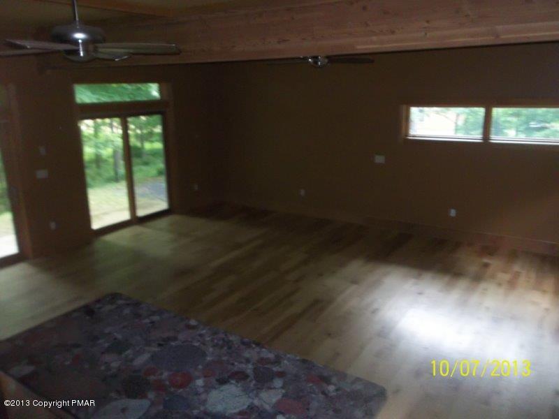 130 Donaldson Road Cresco, PA 18326 - Photo 7 of 20 a view of room