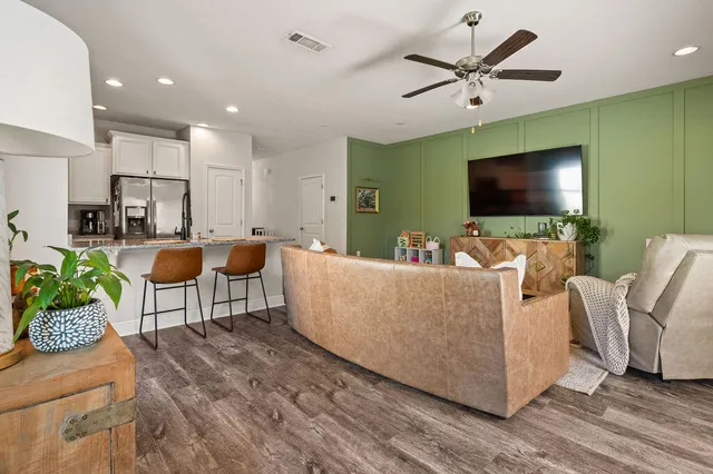 $269,000 | 146 Crossing Lane, Unit F, Santa Rosa Beach, FL 32459