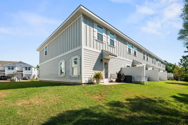 $269,000 | 146 Crossing Lane, Unit F, Santa Rosa Beach, FL 32459