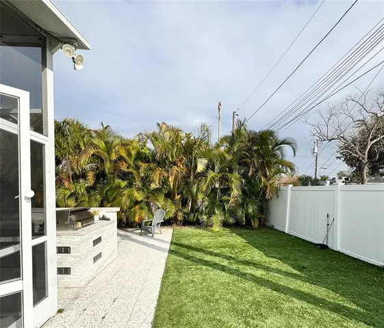 $649,999 | 428 45th Avenue North, St. Petersburg, FL 33703