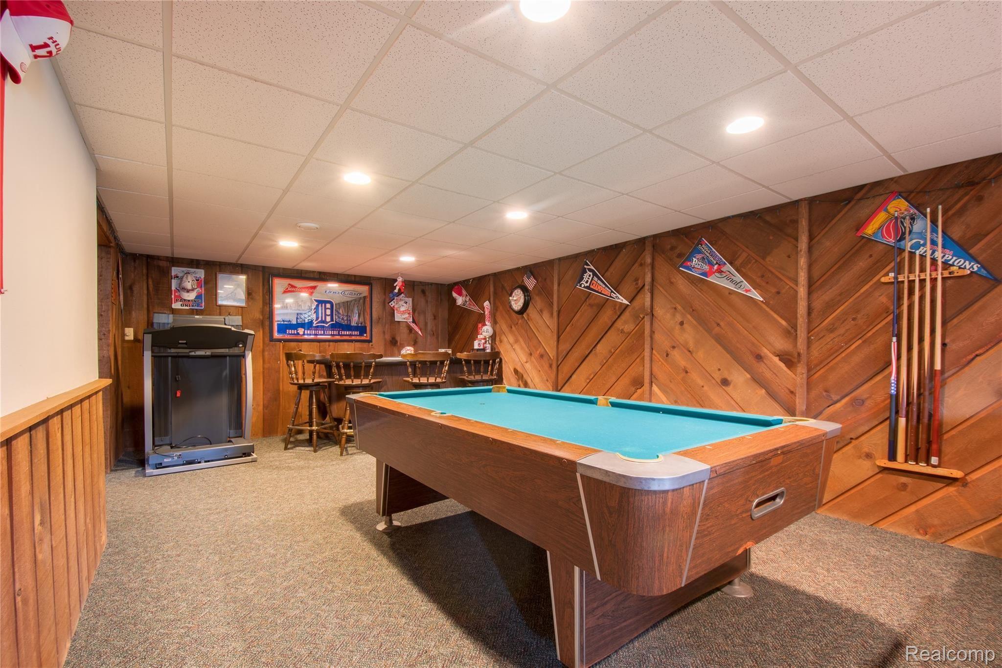 100 South Hughes Road Howell, MI 48843 - Photo 18 of 26 L.L. Rec Room