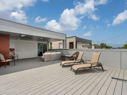 $1,699,900 | 1844 West Erie Street, Chicago, IL 60622