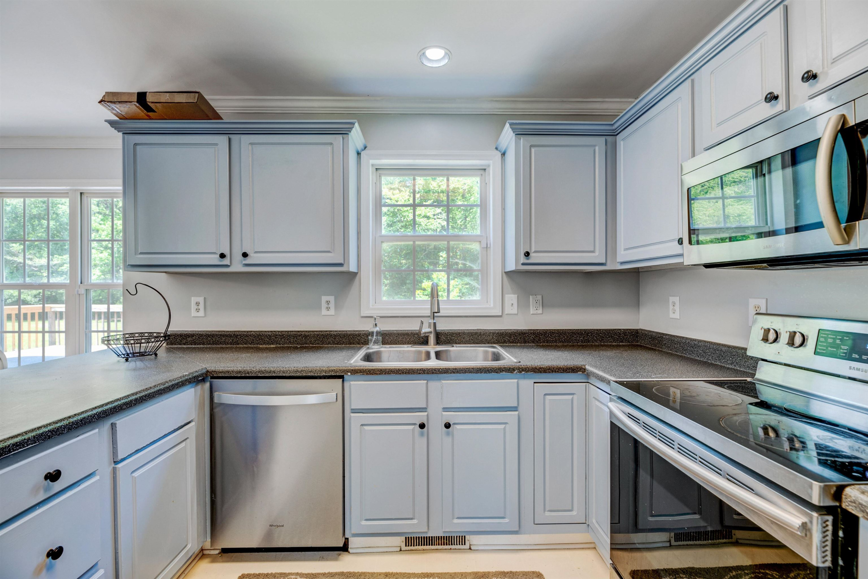 1570 Polenta Road Clayton, NC 27520 - Photo 9 of 36 Kitchen