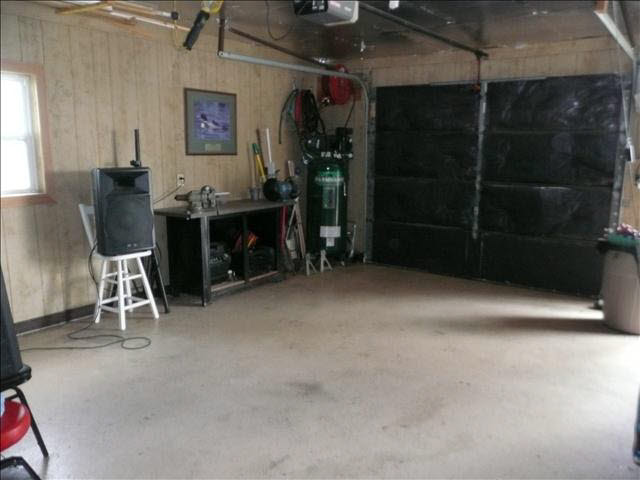 8280 Ida Center Road Ida, MI 48140 - Photo 18 of 20 20360450-17.JPG