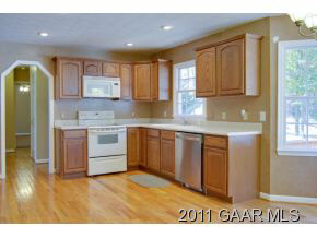 139 Rutherford Lane Stuarts Draft, VA 24477 - Photo 2 of 15 Gallery Image 2