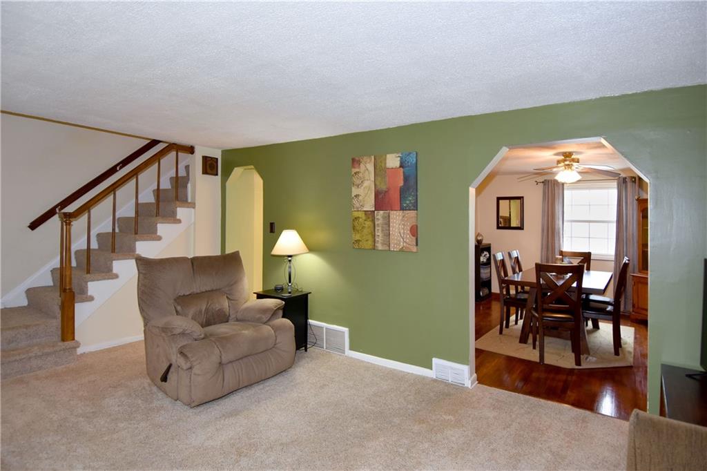 104 Raleigh Court Pittsburgh, PA 15237 - Photo 4 of 20 Gallery Image 4