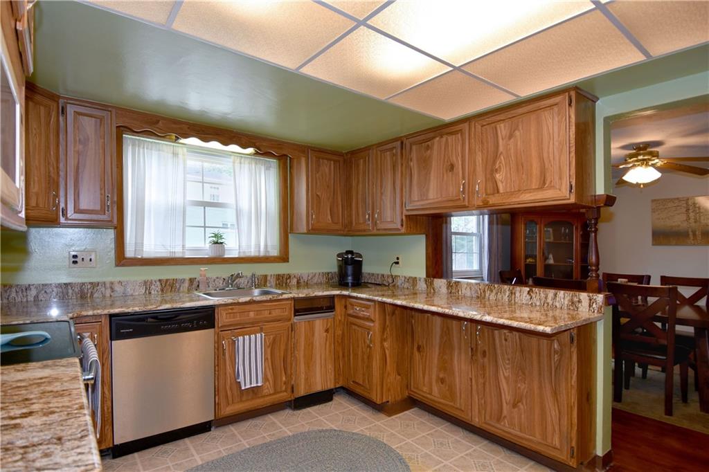 104 Raleigh Court Pittsburgh, PA 15237 - Photo 8 of 20 Gallery Image 8