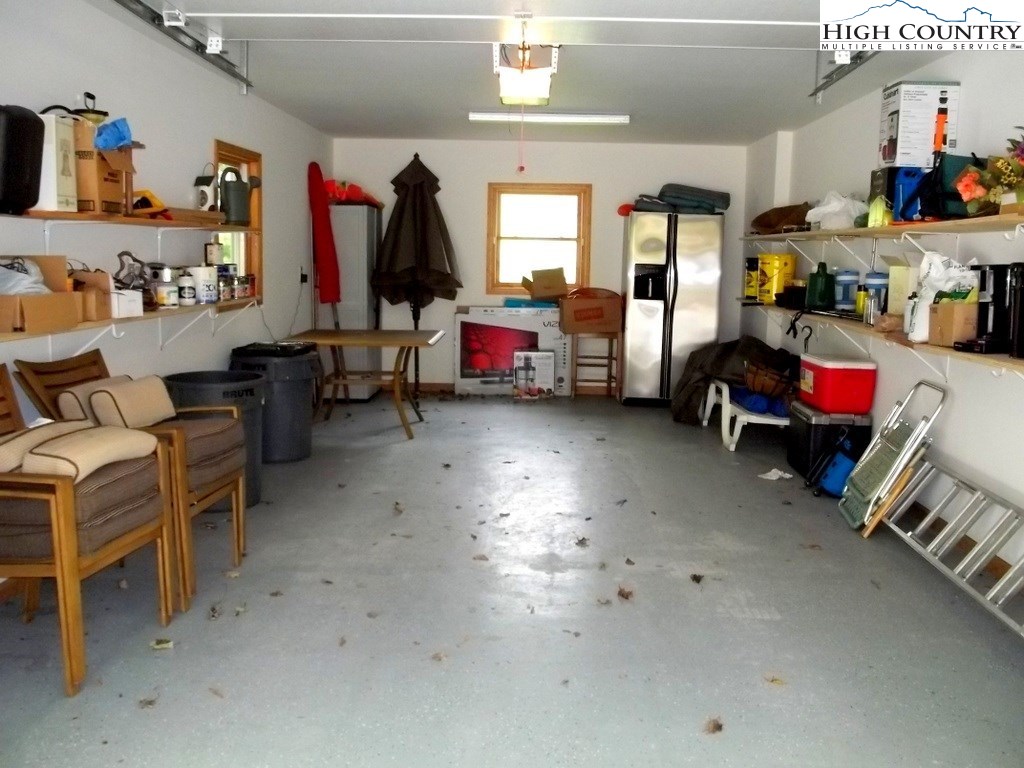 114 Hawthorne Road Beech Mountain, NC 28604 - Photo 19 of 20 Gallery Image 19