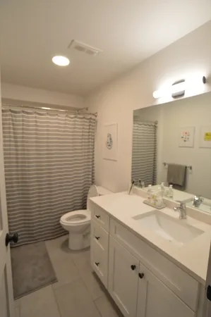 $2,300 | 5 West Dane Street, Unit 4, Beverly, MA 01915