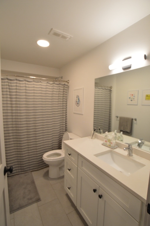 5 West Dane Street, Unit 4 Beverly, MA 01915 - Photo 4 of 10