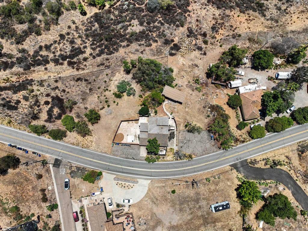2610 Helix Street Spring Valley, CA 91977 - Photo 49 of 53 Gallery Image 49