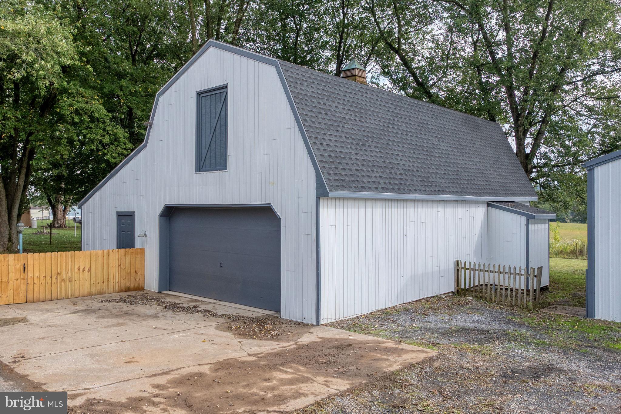 229 Cider Press Road Manheim, PA 17545 - Photo 46 of 47 a backyard of a house