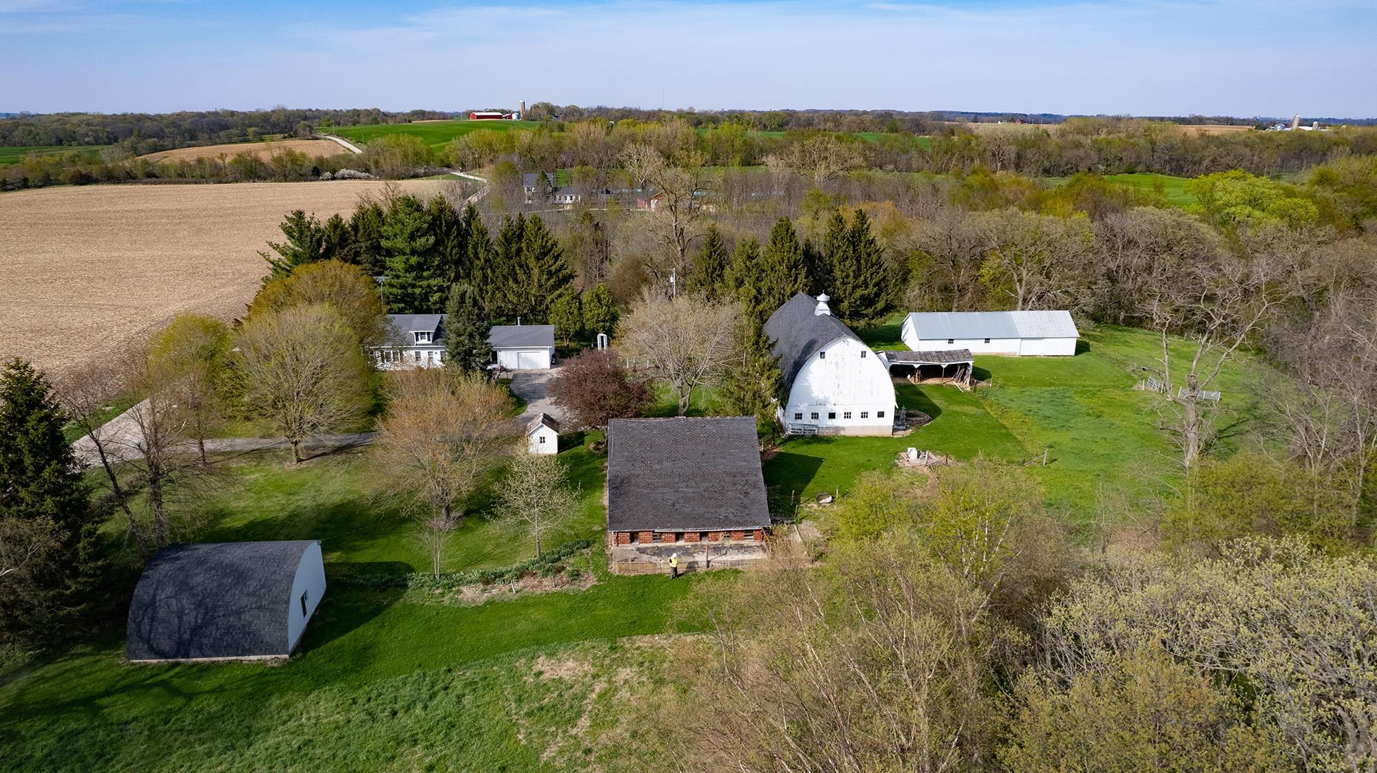 7129 Mill Road Mount Carroll, IL 61053 - Photo 11 of 53 Gallery Image 11