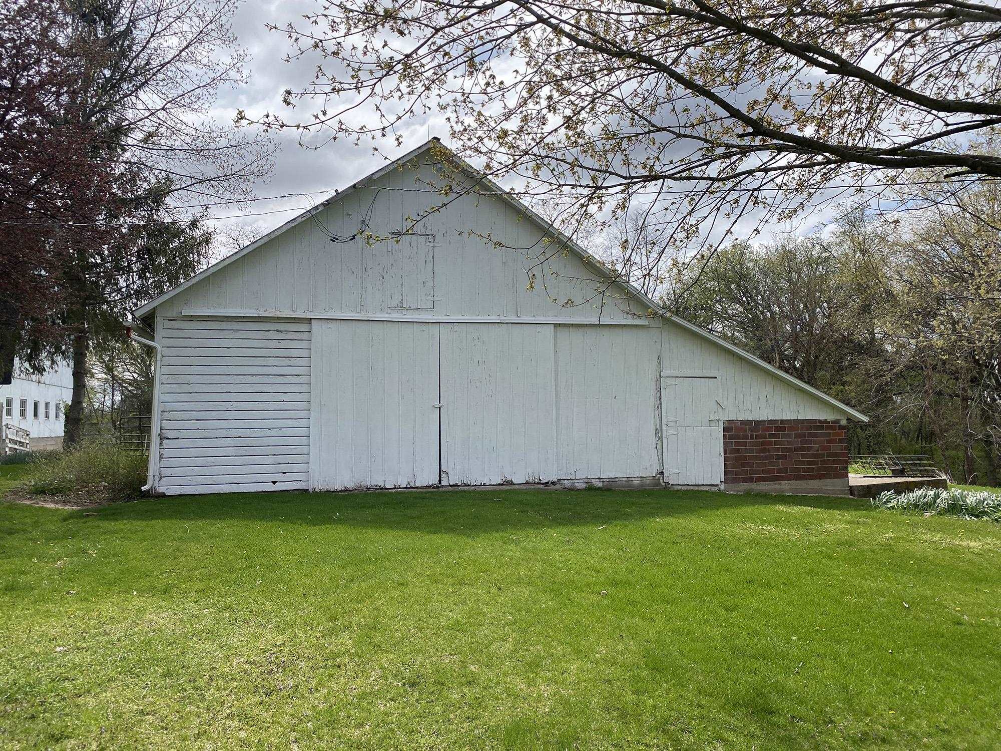 7129 Mill Road Mount Carroll, IL 61053 - Photo 14 of 53 Gallery Image 14