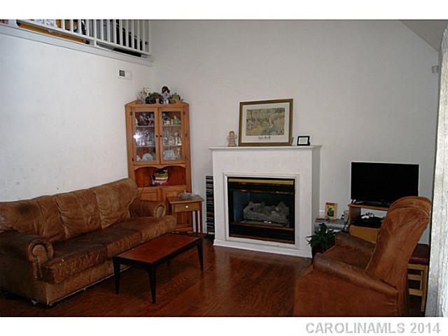 6207 Sullins Road Charlotte, NC 28214 - Photo 2 of 10