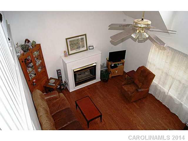6207 Sullins Road Charlotte, NC 28214 - Photo 3 of 10