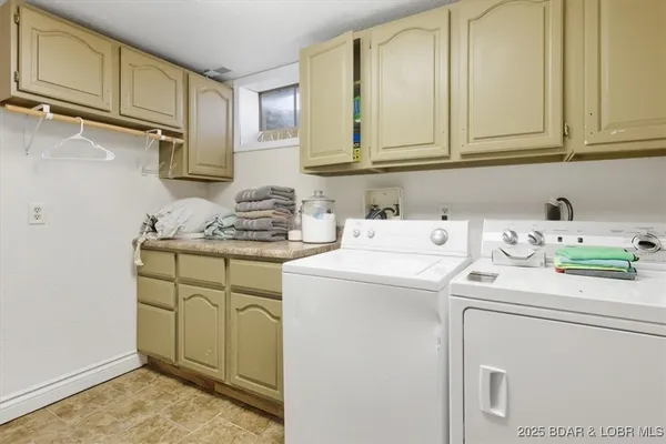 $385,000 | 749 Hwy D, Kaiser, MO 65047