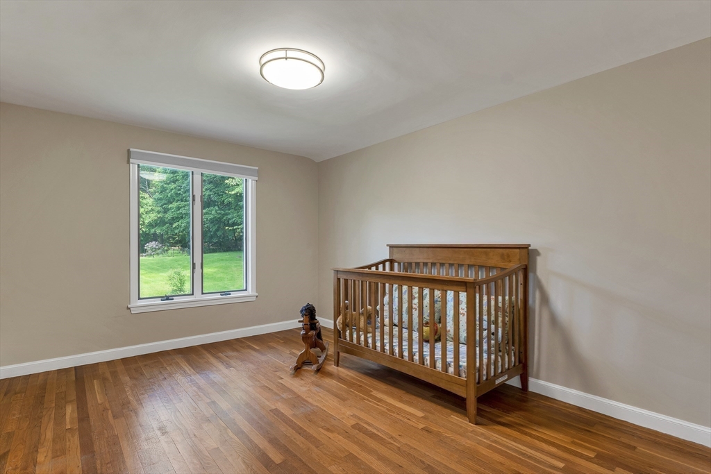 29 Trickett Road Lynnfield, MA 01940 - Photo 19 of 38