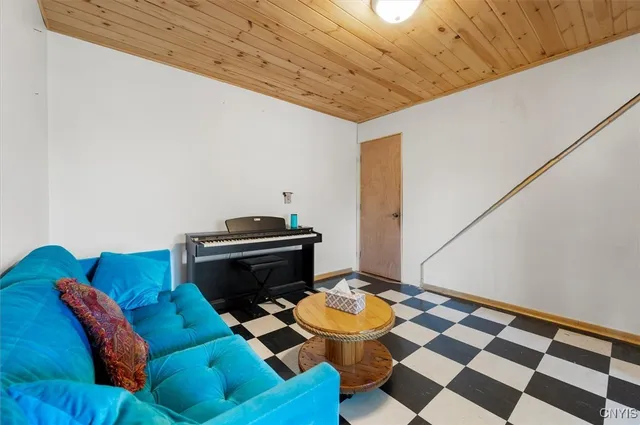 $195,000 | 5927-46 46th, Durhamville, NY 13054