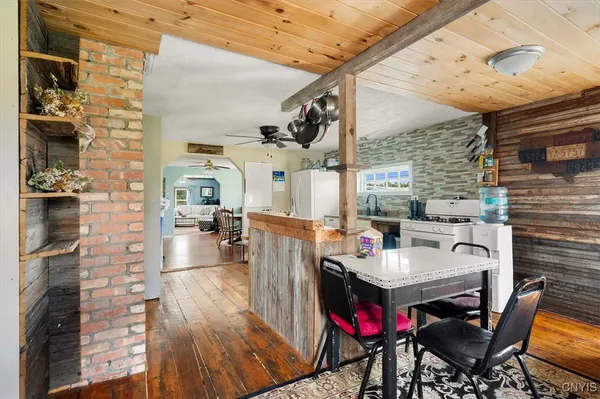 $205,000 | 5927-46 46th, Durhamville, NY 13054