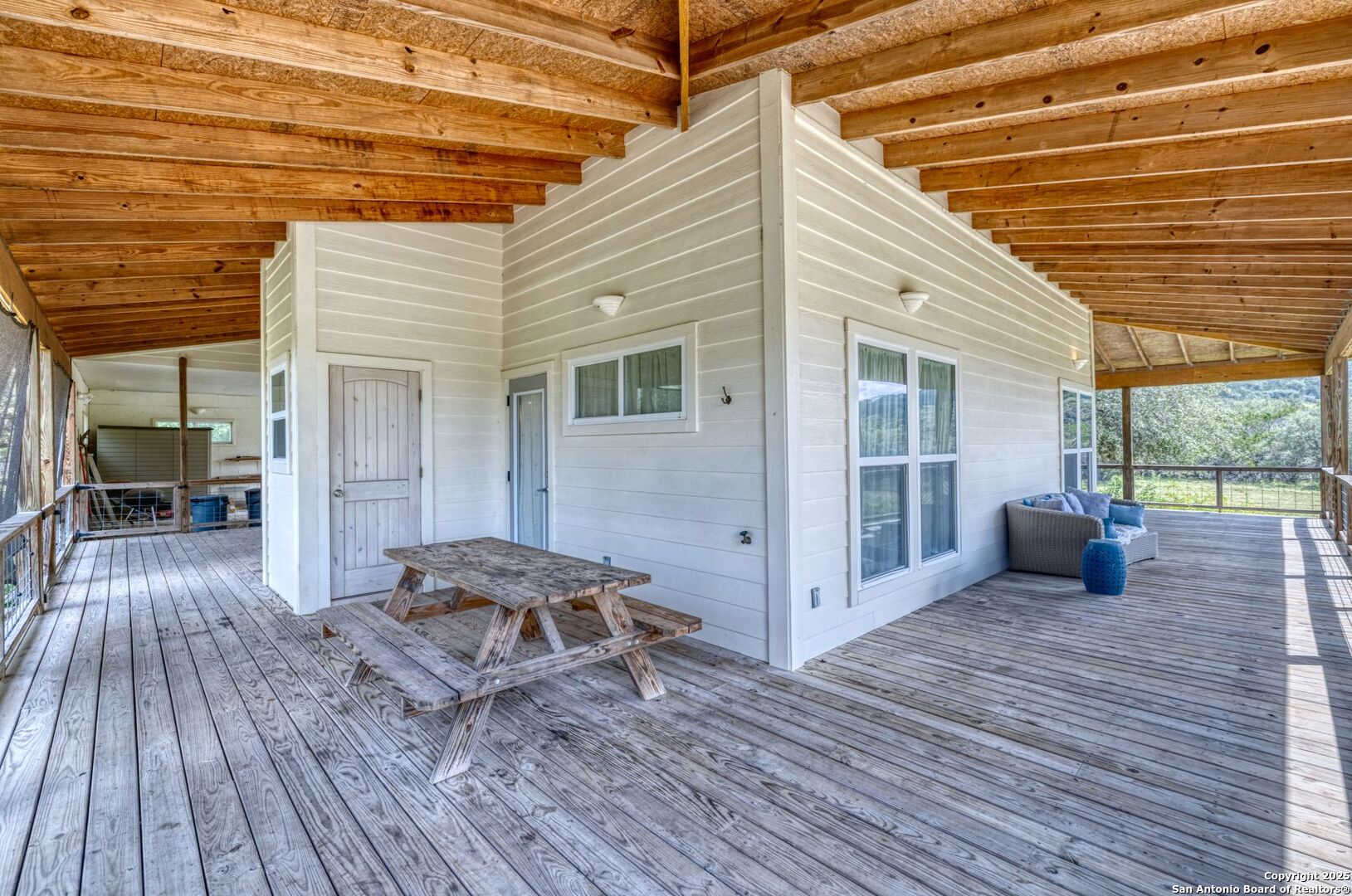 565 Loop Road Uvalde, TX 78801 - Photo 18 of 78