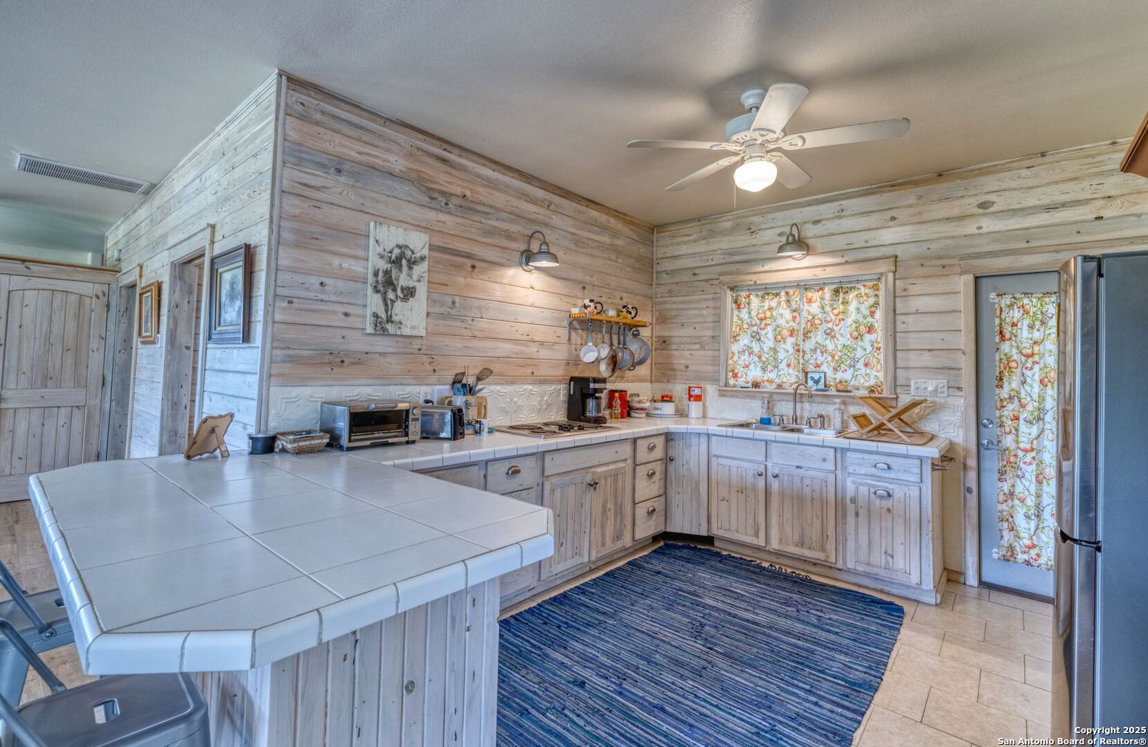 565 Loop Road Uvalde, TX 78801 - Photo 33 of 78