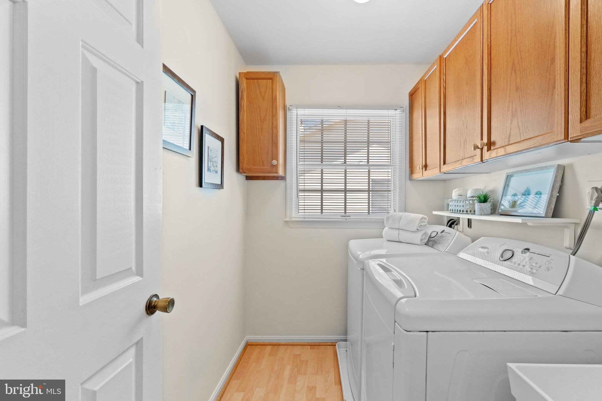 873 Rudder Way Annapolis, MD 21401 - Photo 15 of 43 Main level Laundry