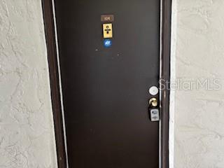 3233 South Beneva Road, Unit 104 Sarasota, FL 34232 - Photo 5 of 15