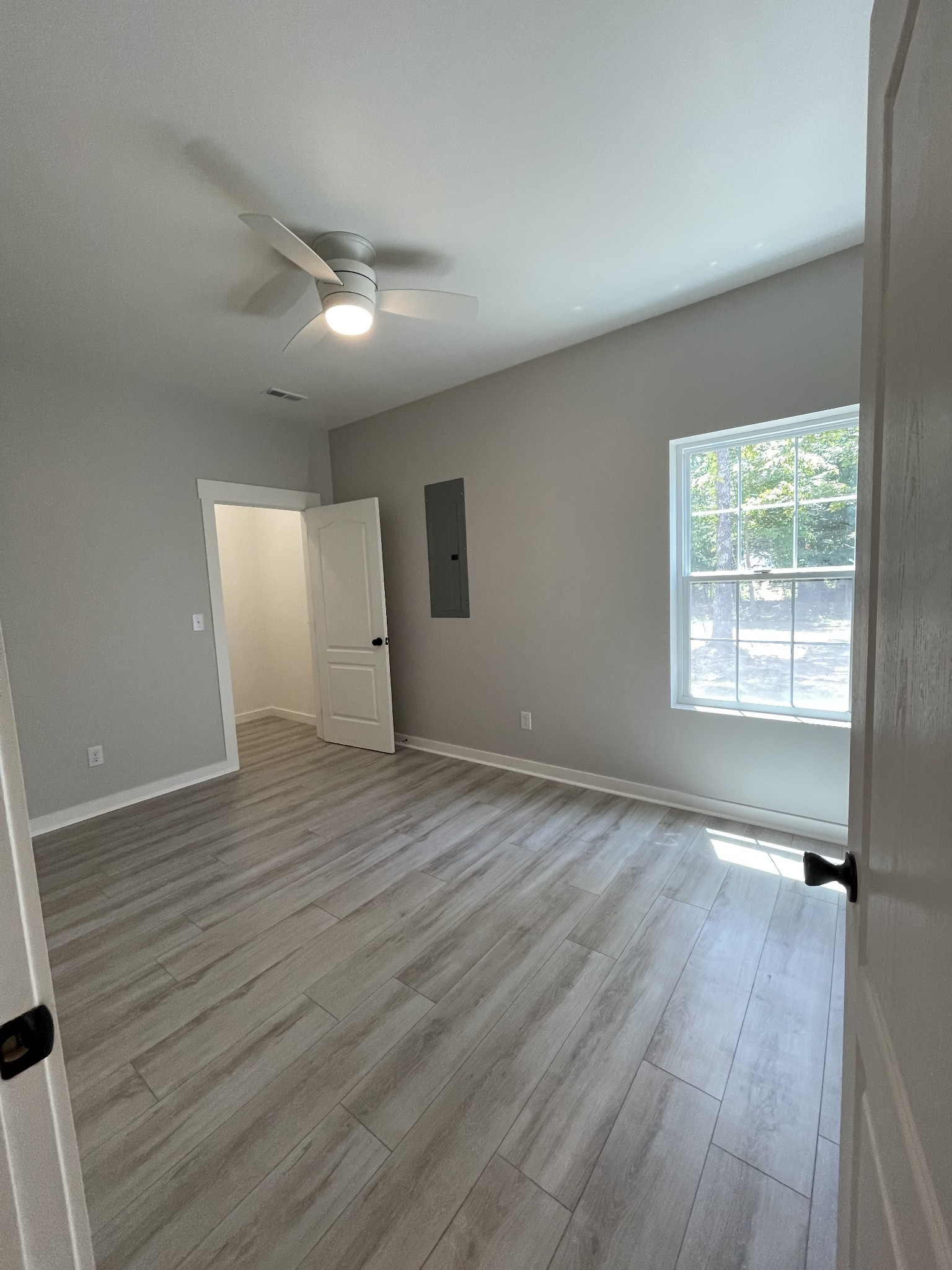400 Simmons Branch Road Centerville, TN 37033 - Photo 15 of 22 Gallery Image 15