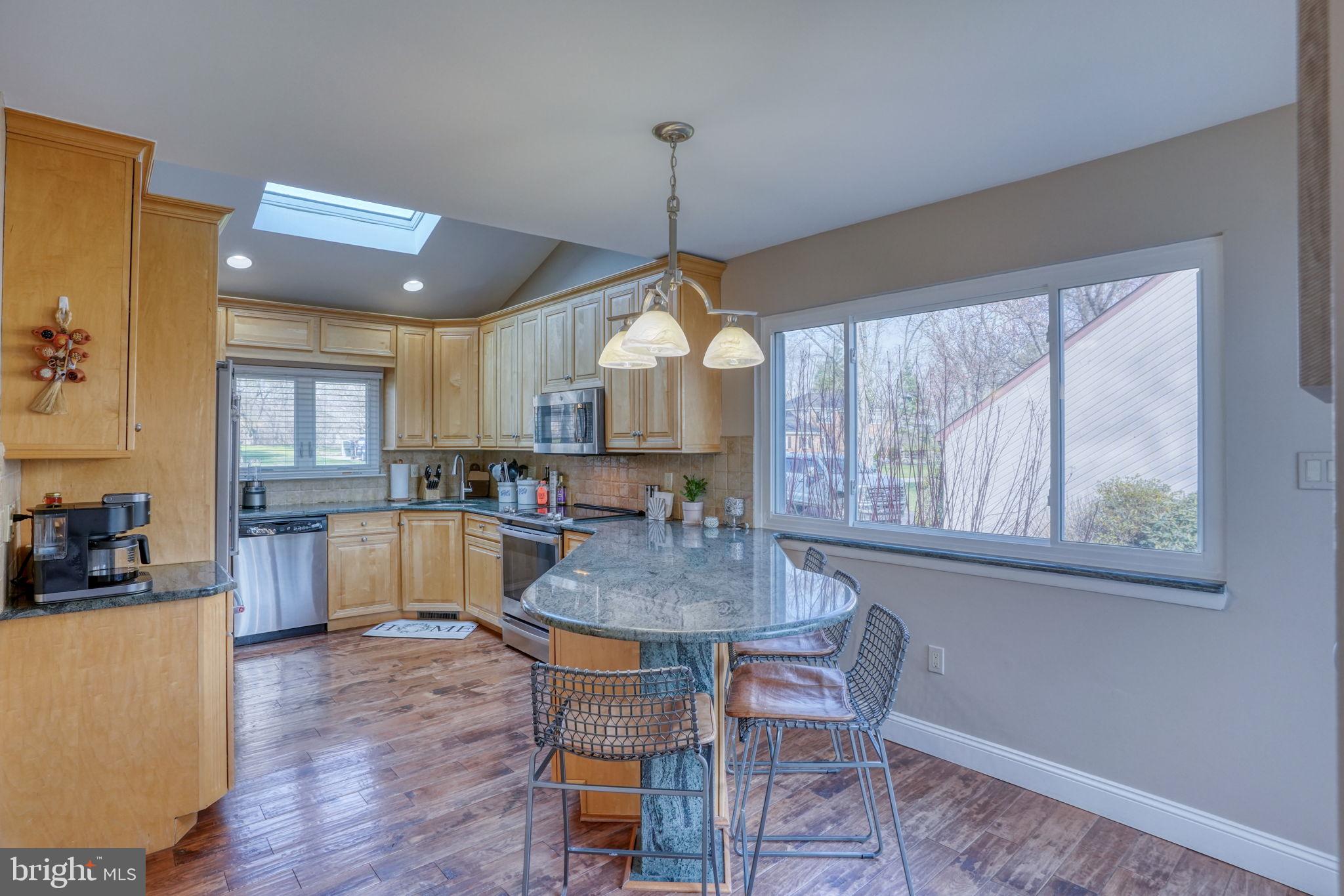 107 Country Flower Road Newark, DE 19711 - Photo 15 of 46 Nice kitchen