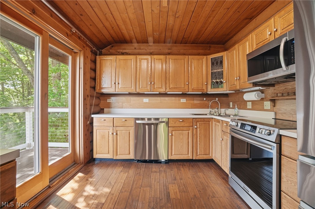 1068 Evening Star Drive Rome, OH 44085 - Photo 8 of 42