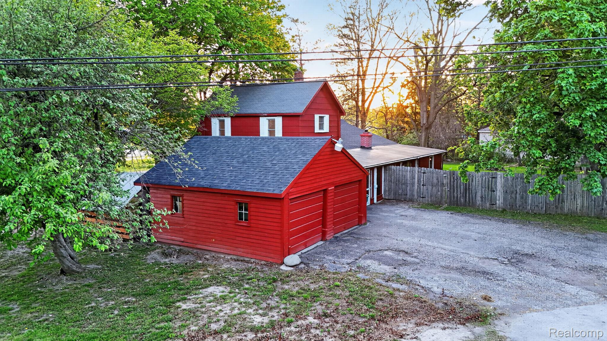 864 Hogsback Road Mason, MI 48854 - Photo 55 of 60 55-web-or-mls-DJI_20240407015016_0213_D.jpg