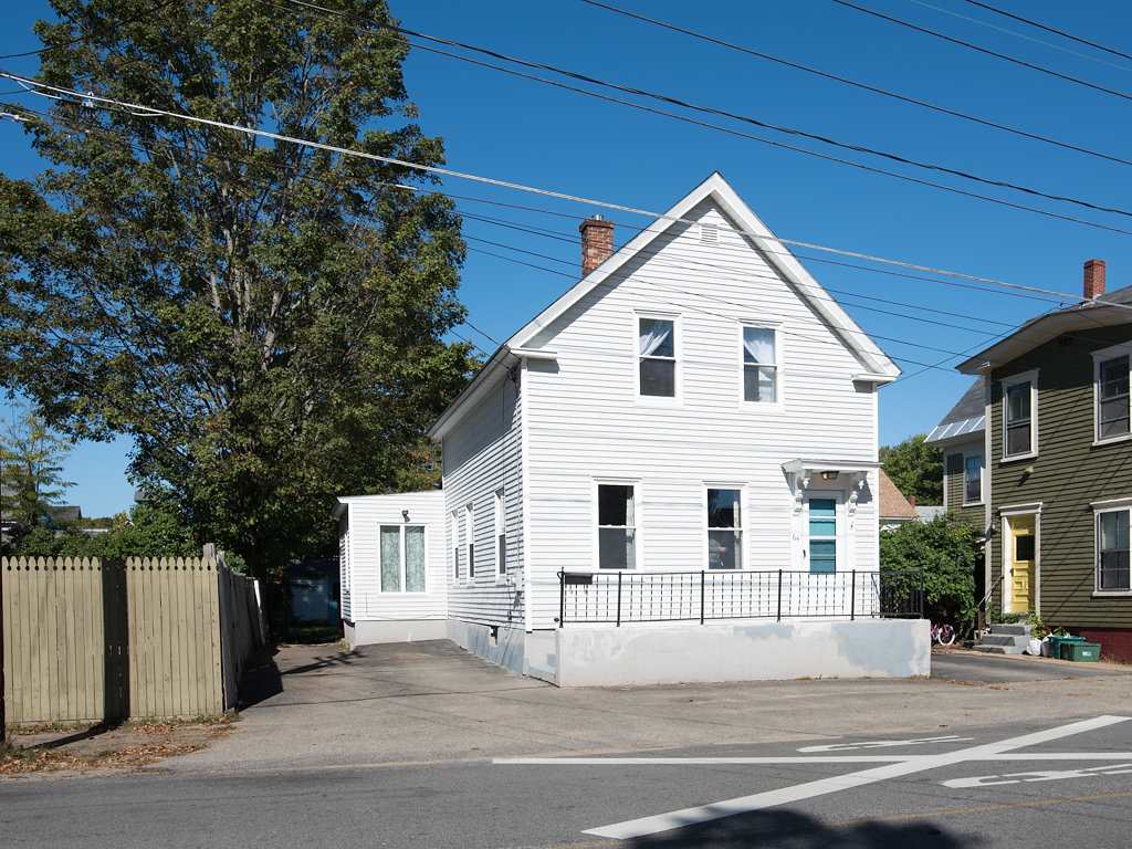 64 Winter Street Rochester, NH 03867 - Photo 1 of 22