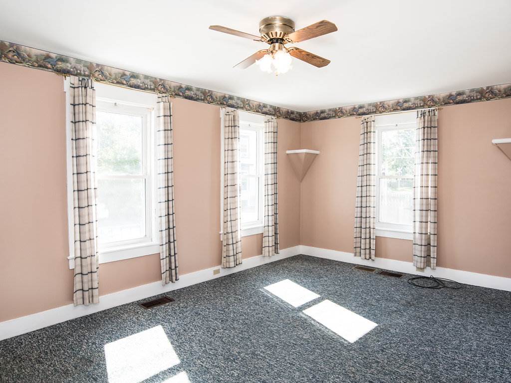 64 Winter Street Rochester, NH 03867 - Photo 13 of 22