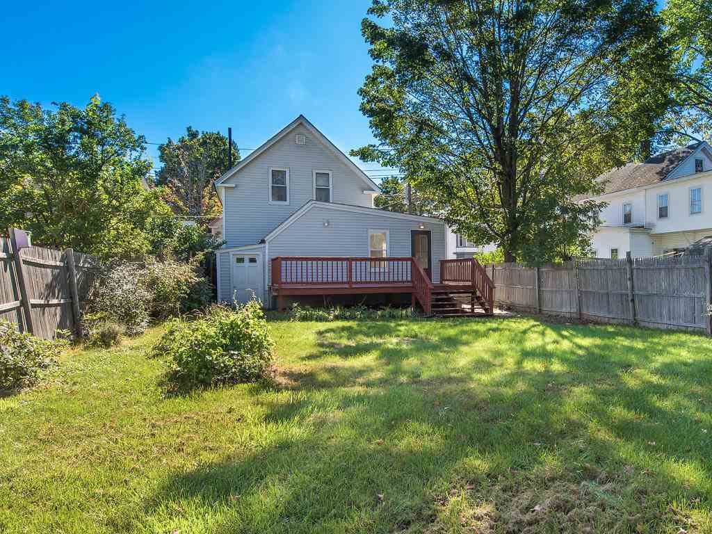 64 Winter Street Rochester, NH 03867 - Photo 3 of 22