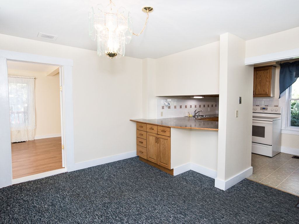 64 Winter Street Rochester, NH 03867 - Photo 8 of 22